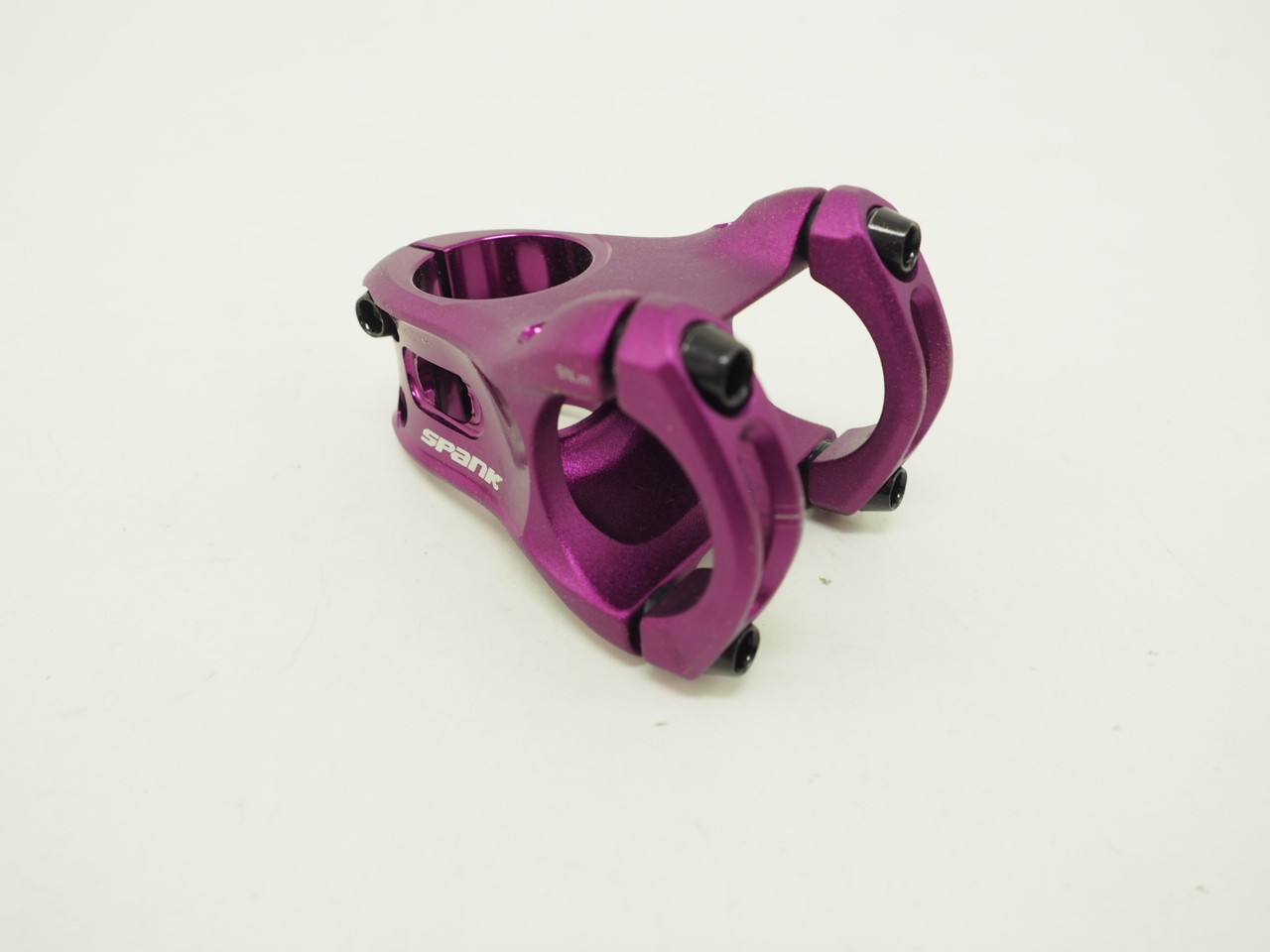 New! Spank Split 43 Mountain Bike Stem Purple 31.8mm x 43mm x 1-1/8″ 145g