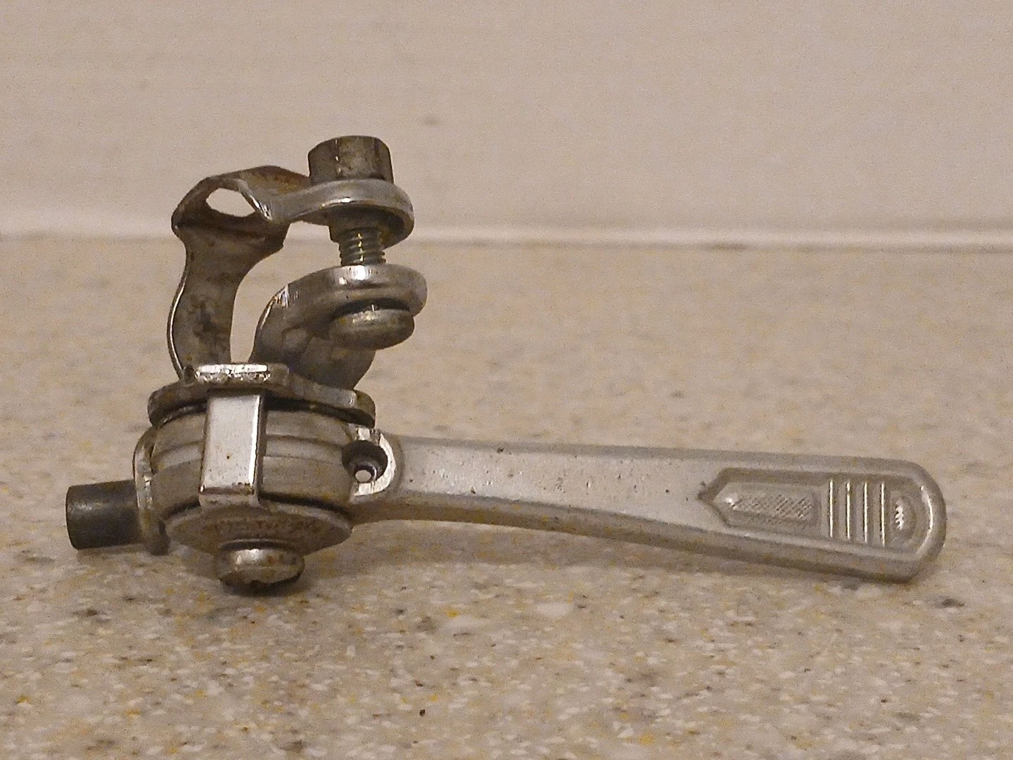 PART LOT SUNTOUR SPIRIT FRONT DERAILLEUR CLAMP-ON 28.6 MM 5, 6, OR 7 SPEED