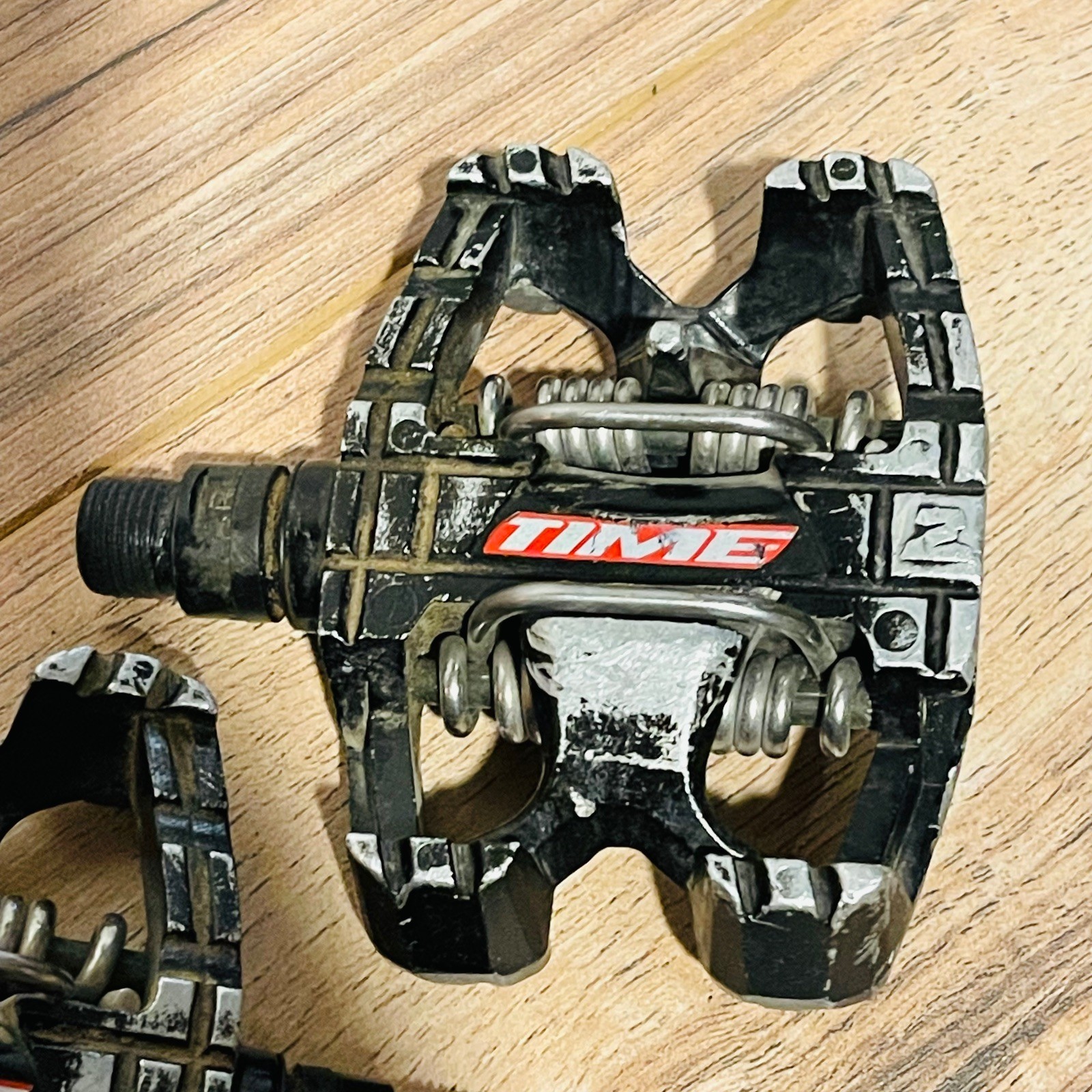 Time ATAC Z Platform Clipless Pedals Black No Cleats LOW MILES