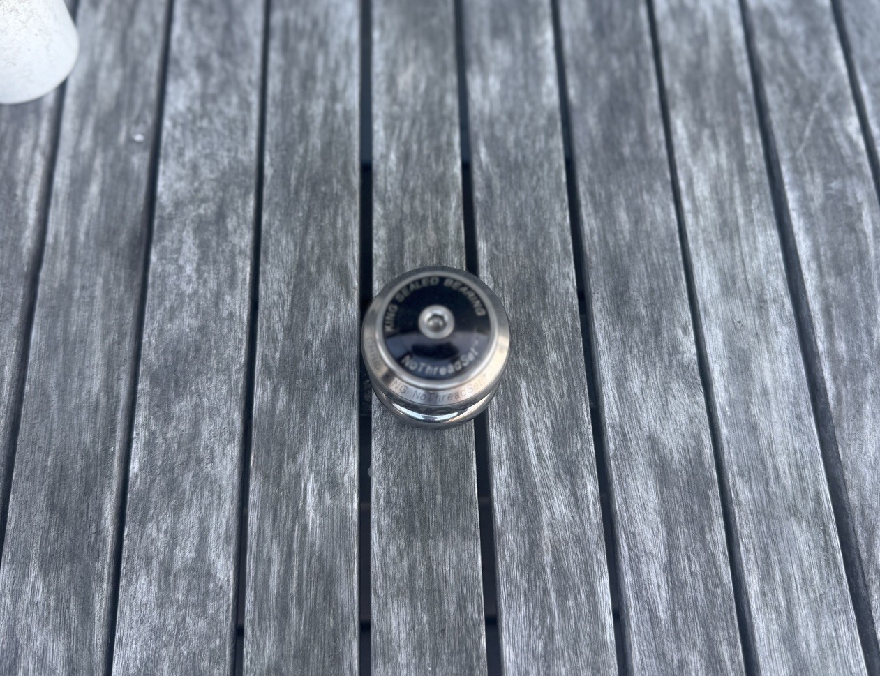 Chris King 1 1/8” Ti Titanium Headset