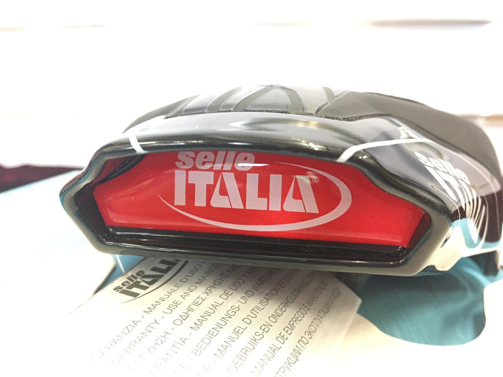 Selle Italia Kronos Kit Carbonio Flow L1 CarboKeramic Rail Bicycle Saddle -Black
