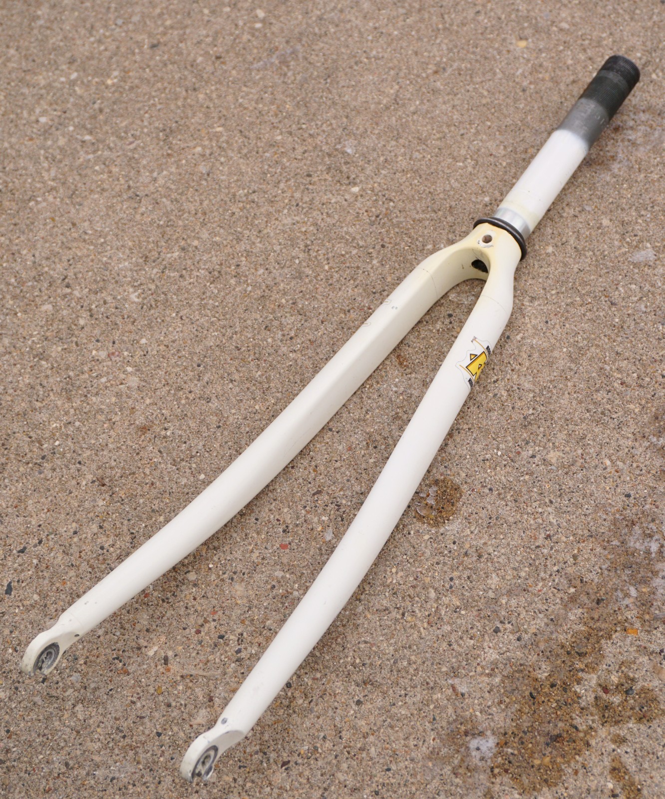Kinesis Fork Road-D Bike 700C Aluminum White 1″ Threaded Steerer Racing Vintage