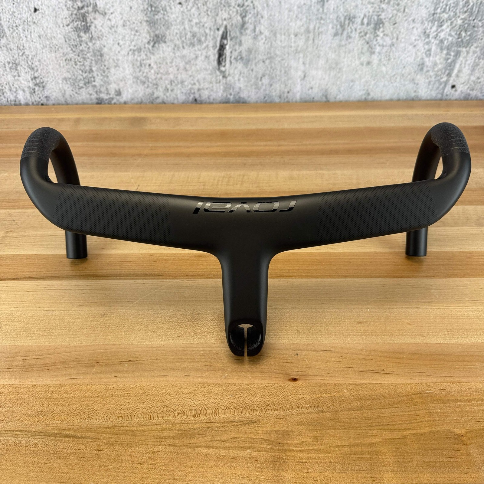 New! Roval Rapide Cockpit 42cm x 135mm Integrated Carbon Handlebar MSRP $699.99
