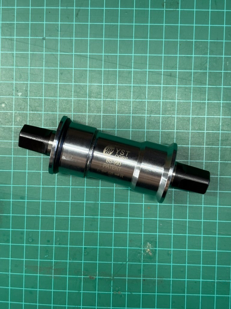 YST BB-993 Square Taper Bottom Bracket 68mm ~353g