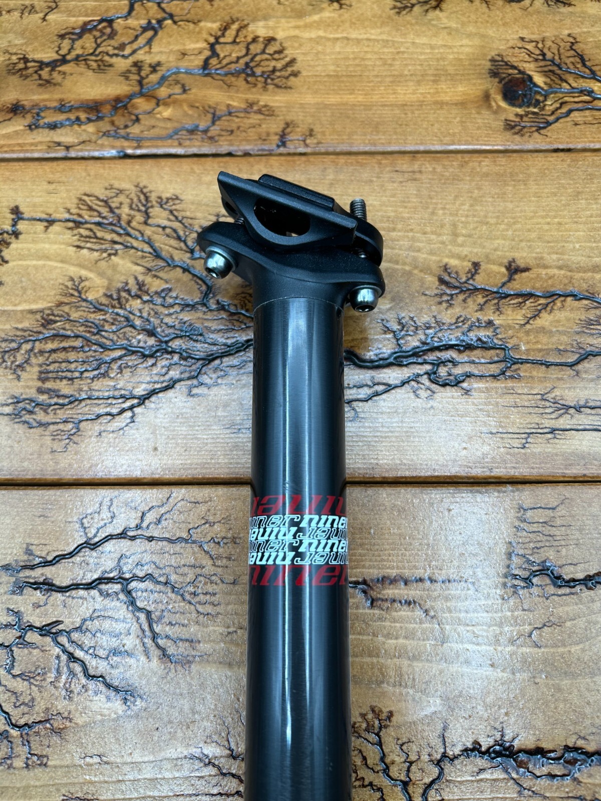 Niner 30.9mm x 370mm Carbon Seatpost