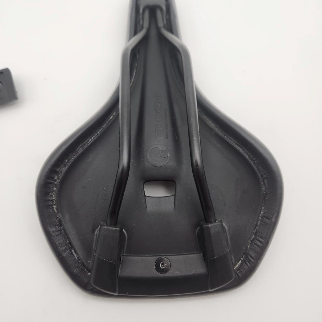 Ergon SMC Sport Gel Saddle Black MTB seat Mens Medium/Large NO PACKAGE