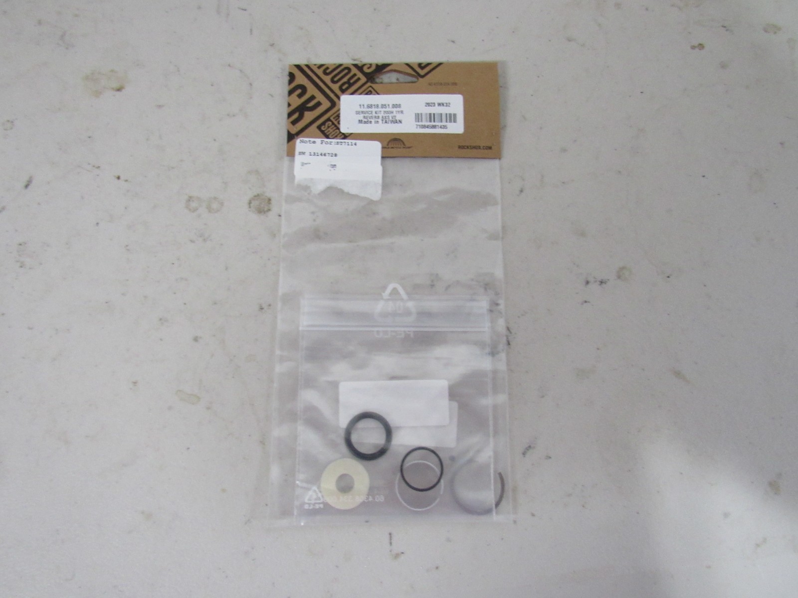 RockShox Seatpost Service Kit – 200 Hour/1 Year, Reverb AXS V2
