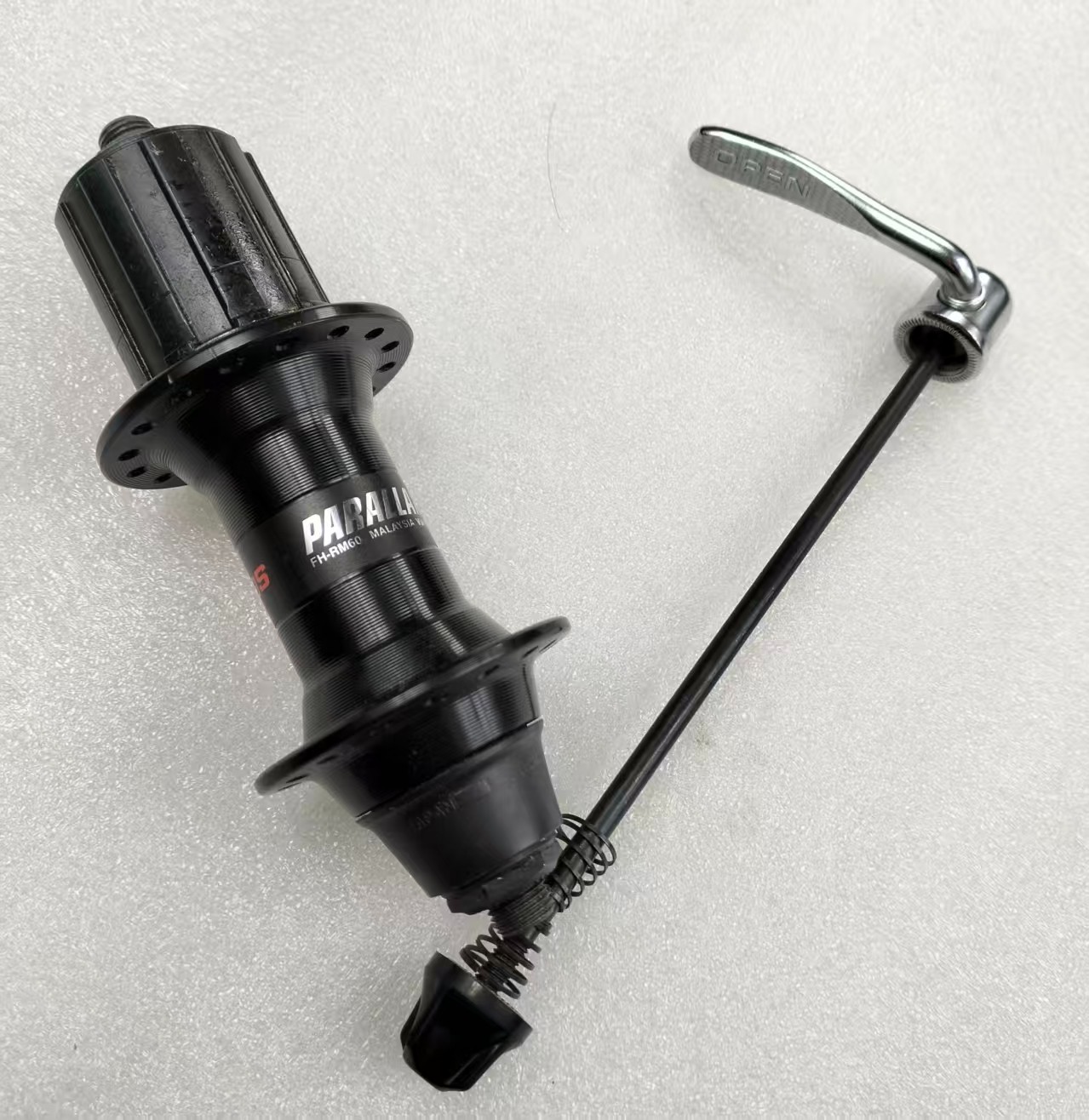 SHIMANO FH-RM60 RIM BRAKE REAR HUB TOURING GRAVEL 36 HOLE 135MM QR 8-9-10 SPEED