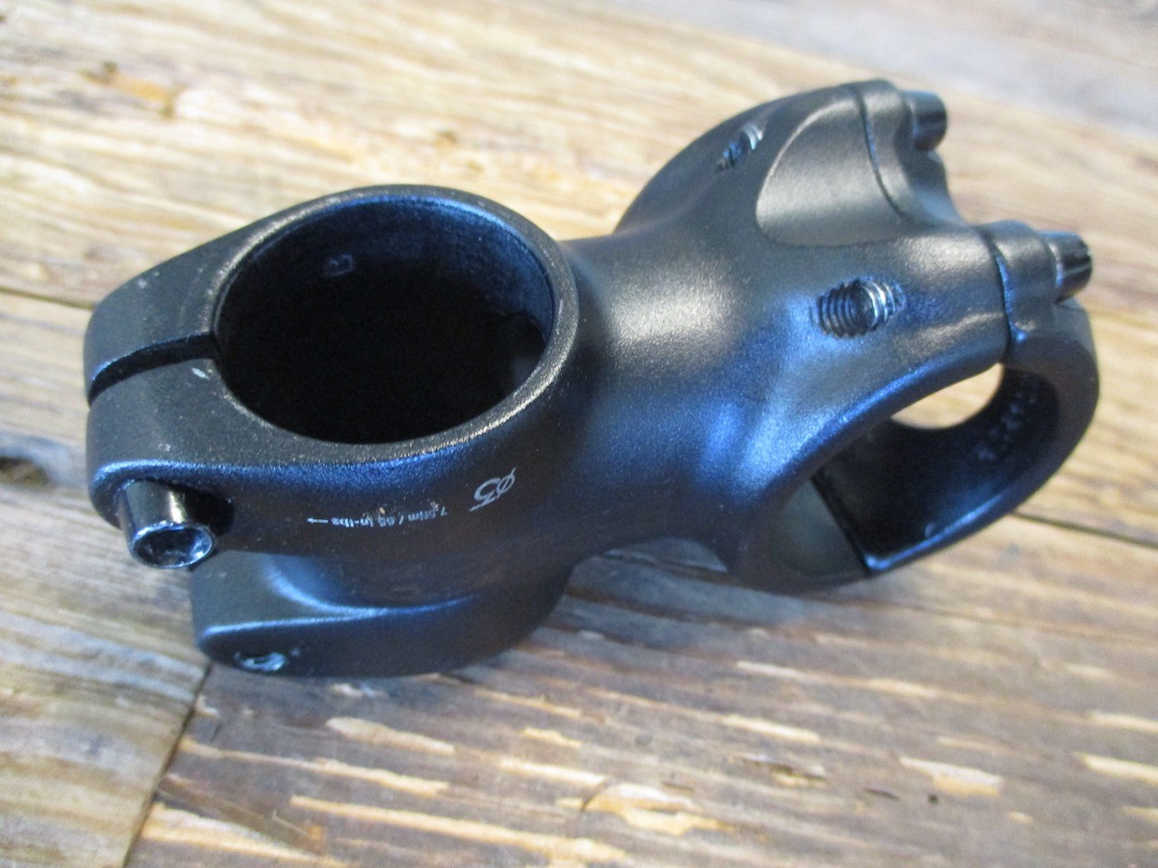 RaceFace stem, black, 50mm length, 6-degree rise, 35mm clamp