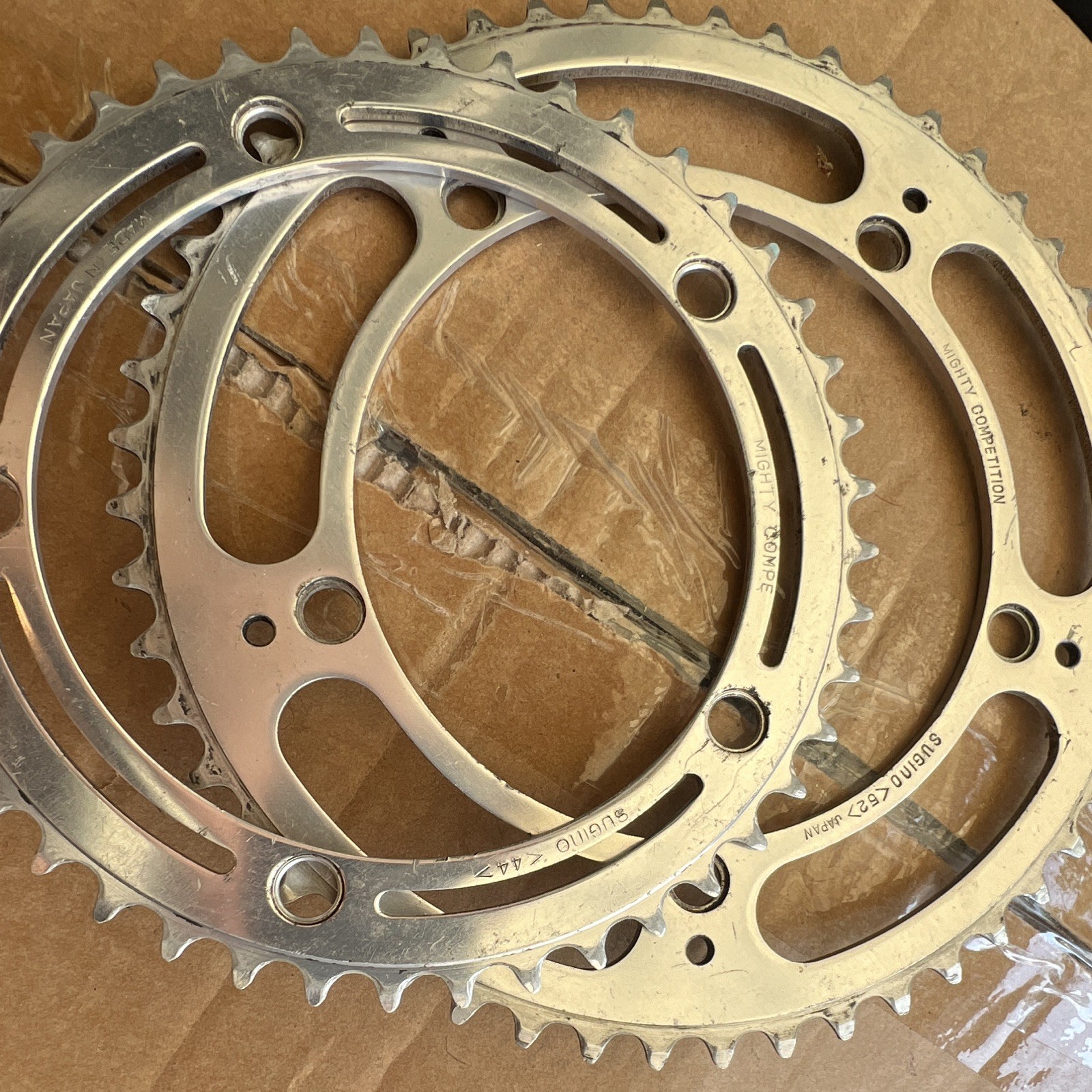 Sugino Mighty Comp 144mm BCD 5-Arm Aluminum Chainring Set Silver (2pc)