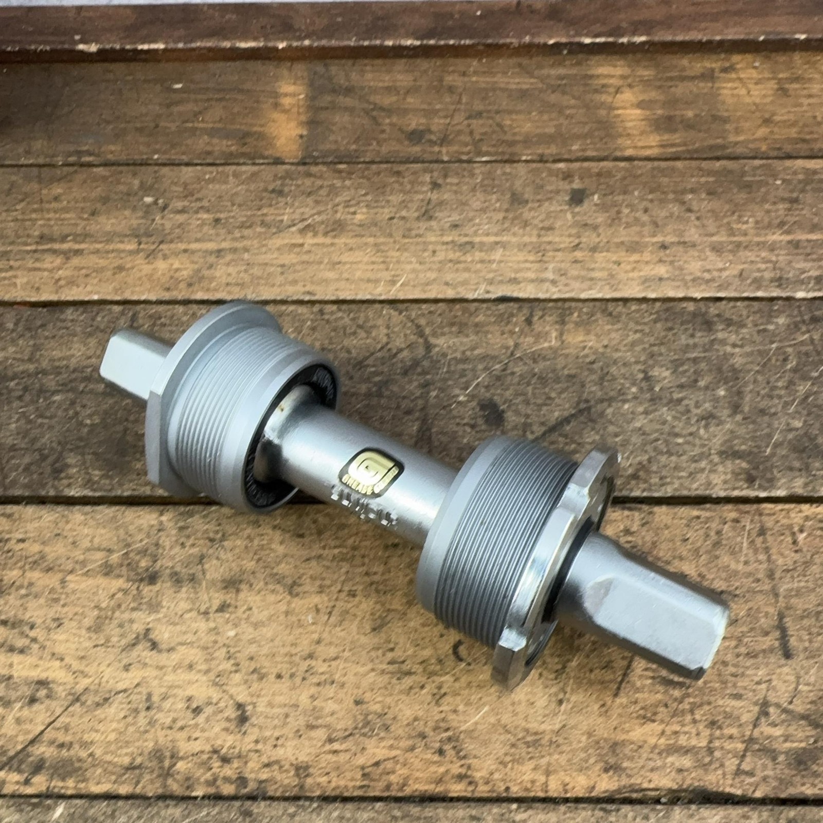 Vintage Suntour XC Pro Bottom Bracket 68mm BSA 125mm WTB Grease Guard Bolts Caps