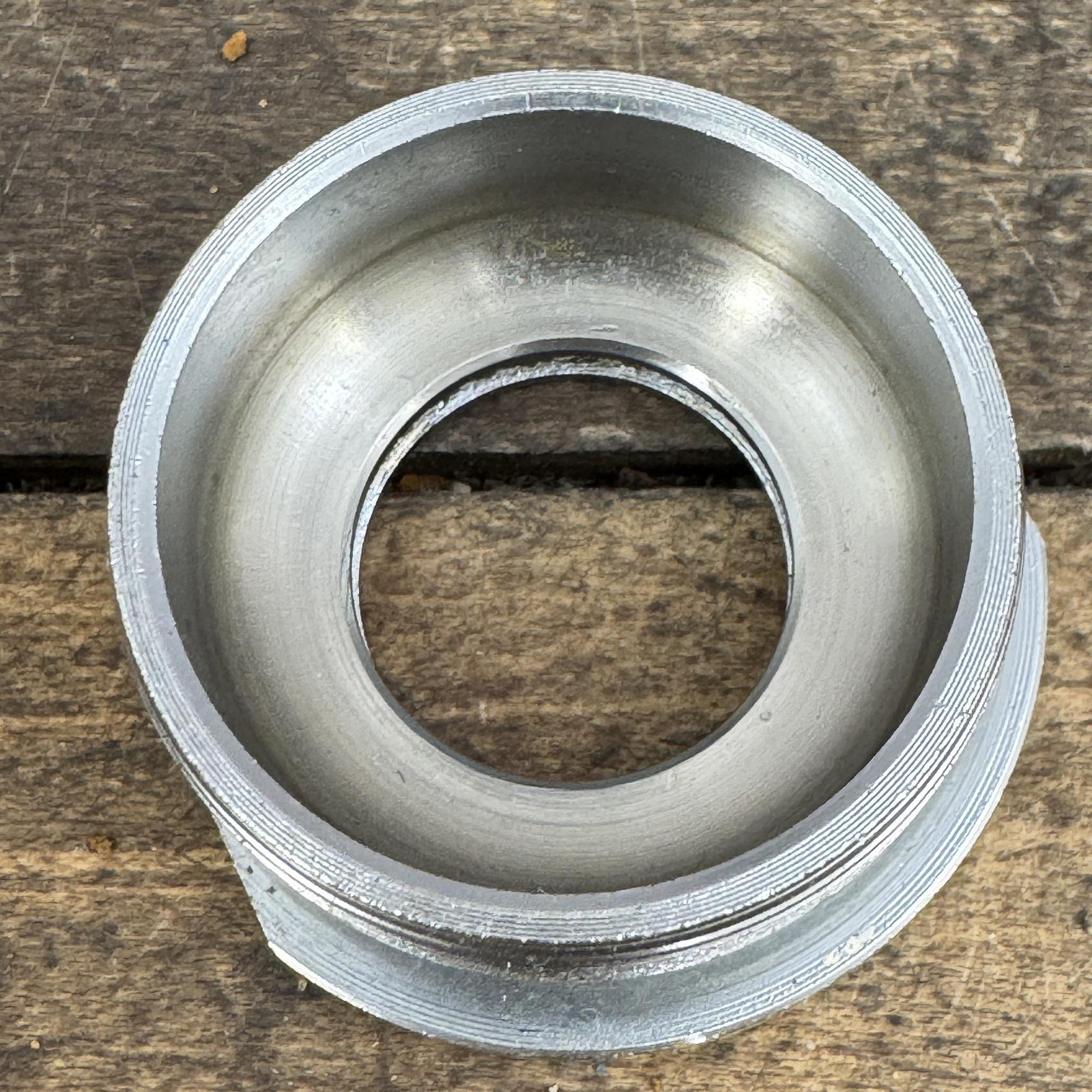 Vintage Shimano Deore Bottom Bracket 68mm 1.37×24 BSA JIS Square Taper Japan