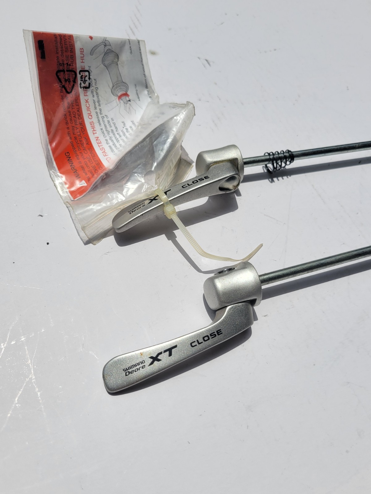 Shimano XT quick release mountain bike skewers 100/135mm