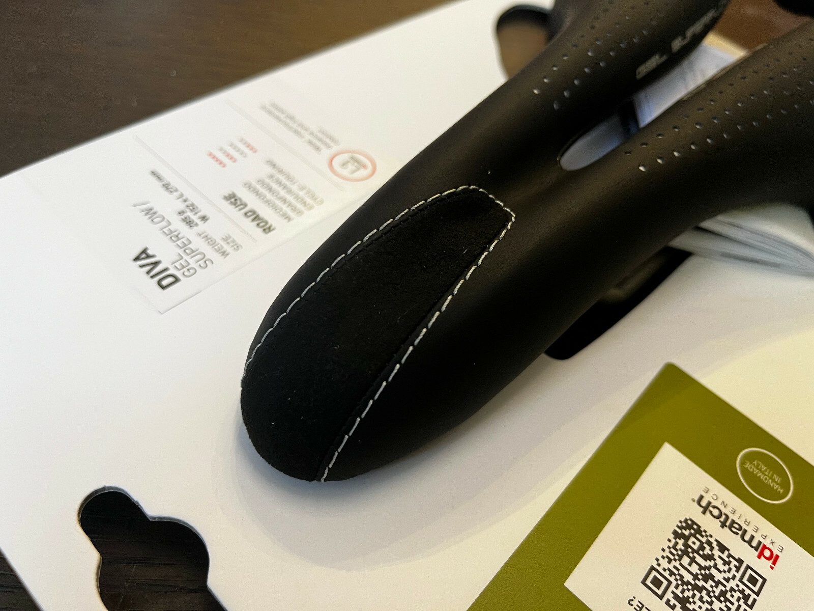 Selle Italia DIVA Gel Superflow 152x270mm L3 TI316 Rail Road Saddle (Black)