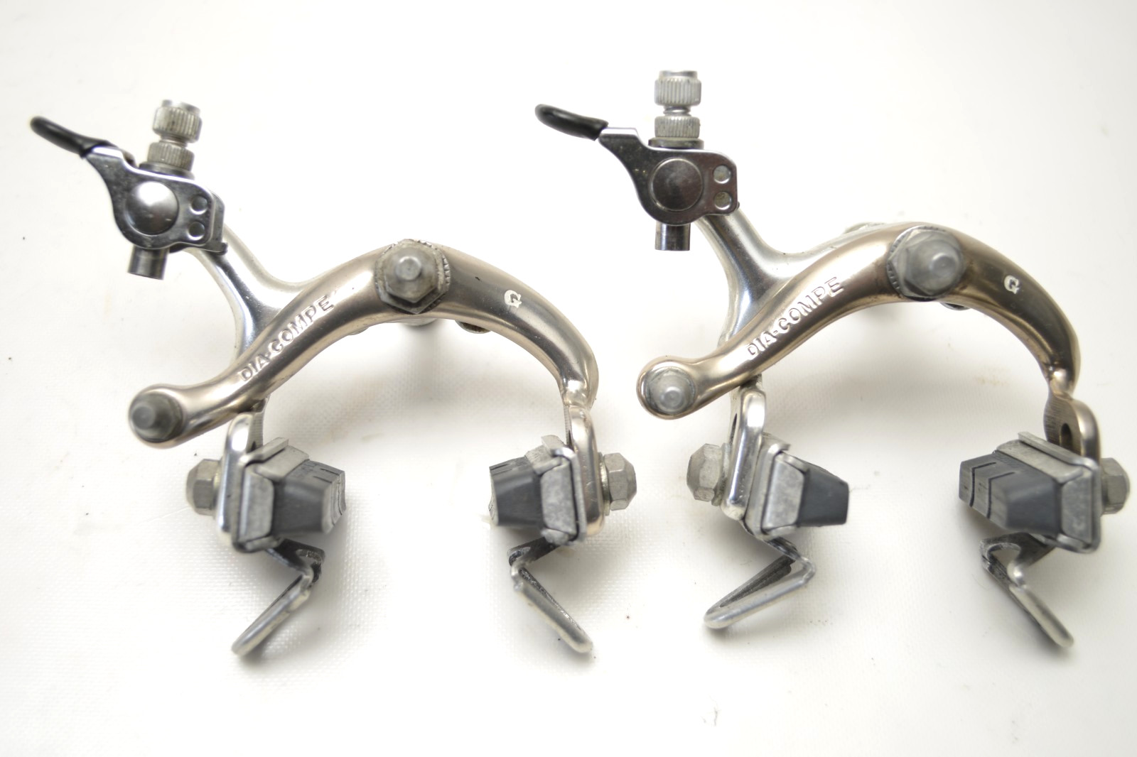 DIA-COMPE GRAN 400 ROAD BICYCLE QUICK RELEASE SIDE PULL RECESSED BRAKE SET 43 MM