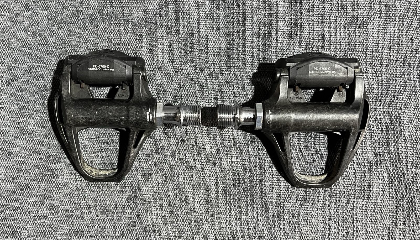 Shimano Ultegra PD-6700-C SPD-SL Carbon Pedals Clipless Single-Sided Road Bike