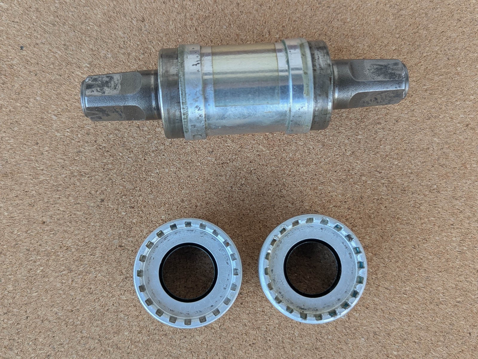Race Face Titanium Mountain Bike Bottom Bracket 108mm Spindle 68/73mm Shell