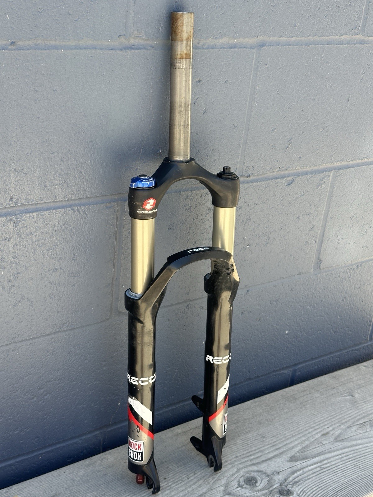 RockShox Recon Race Fork 100mm 26in QR 1 1/8 Threadless Steerer Disc MTB