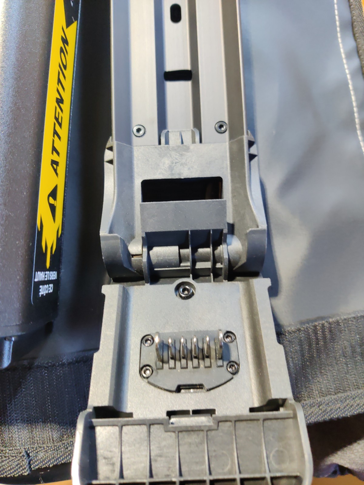 giant pakyak cargo ebike auxiliary battery 500wh