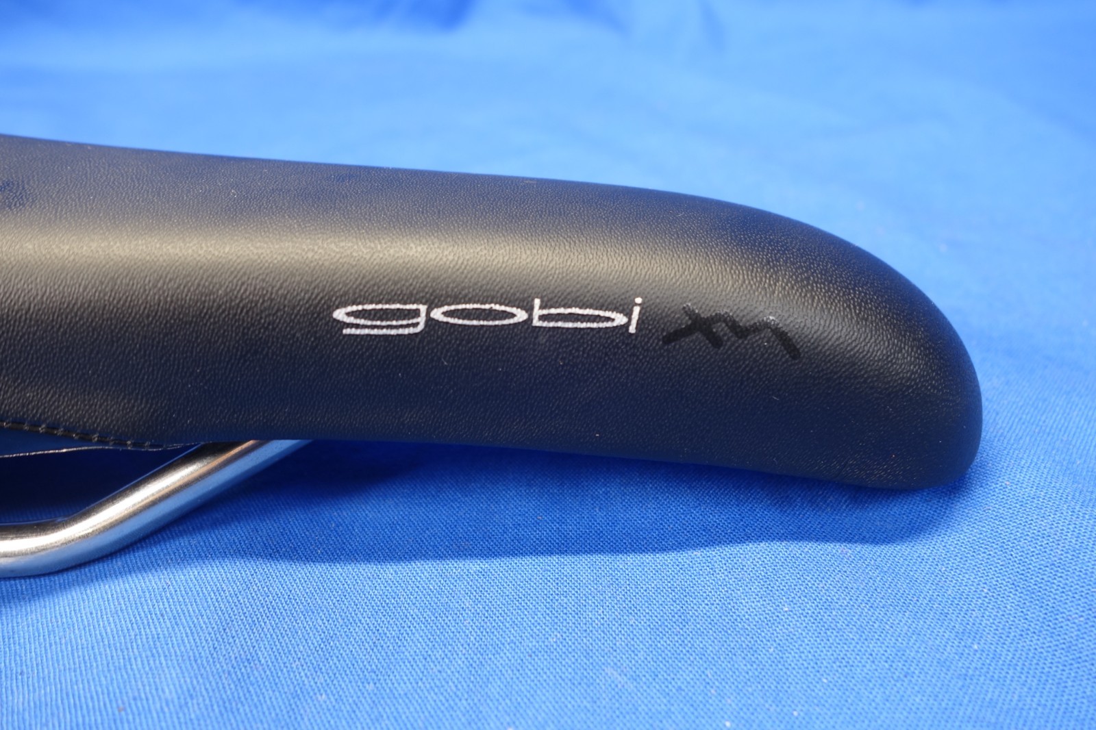 NEW Fizik Gobi XM 130mm Width Bike Saddle, Bicycle Seat, Kium Rails