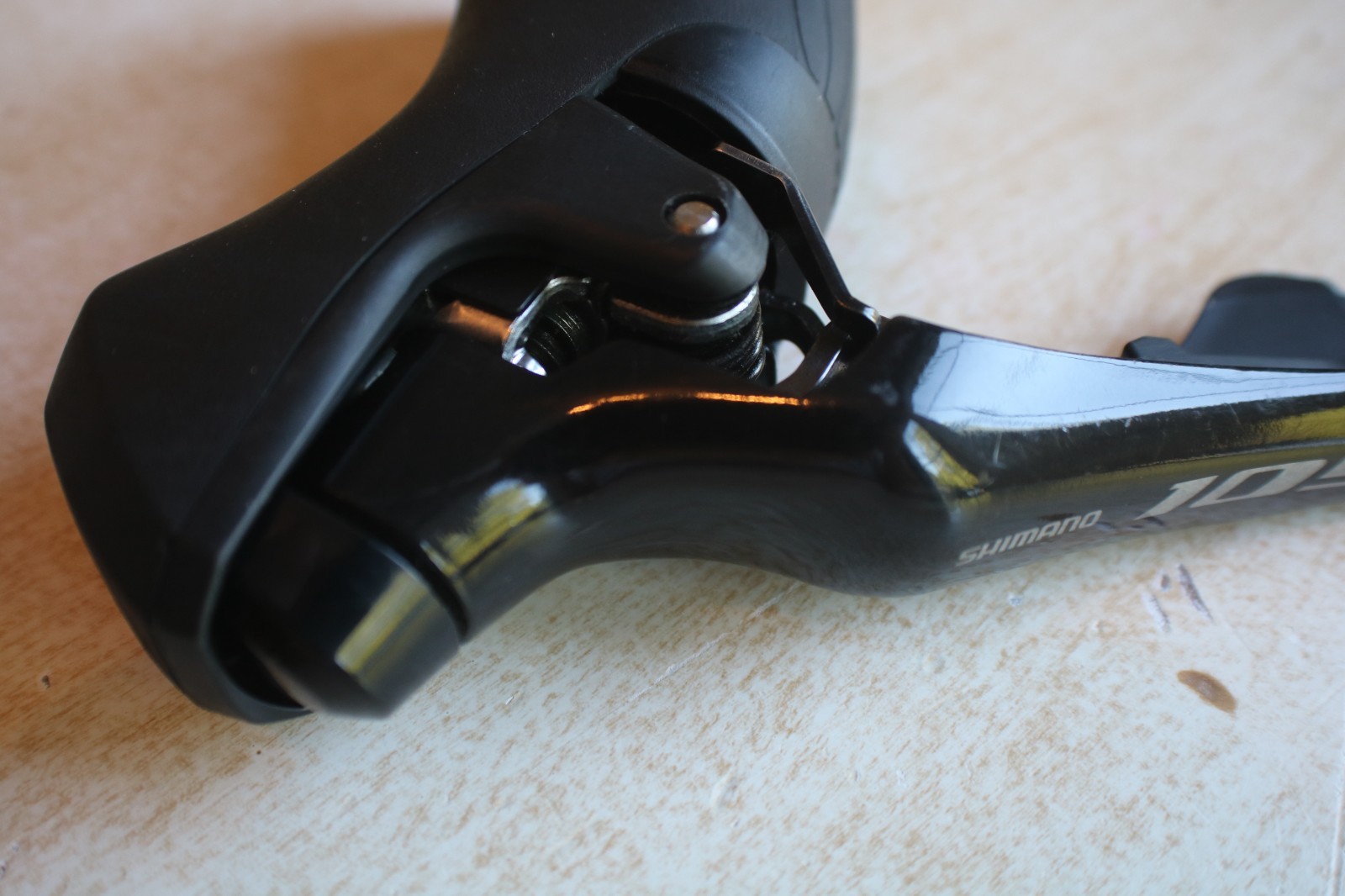 Shimano 105 ST-R7000 Shift/Brake Lever for Mechanical Rim Brake-11-sp Right