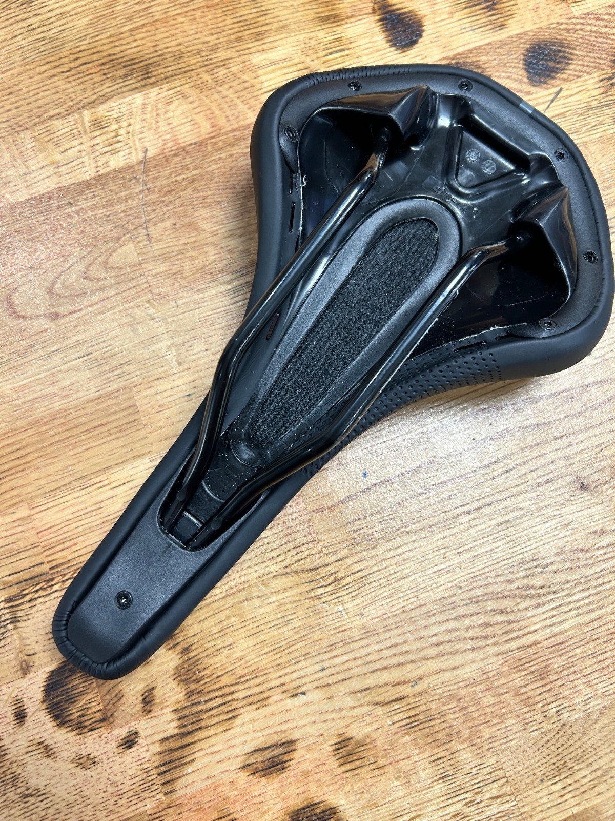 Bicycle Saddle, Bike Seat Black Synthetic Steel Comfortable, unisex