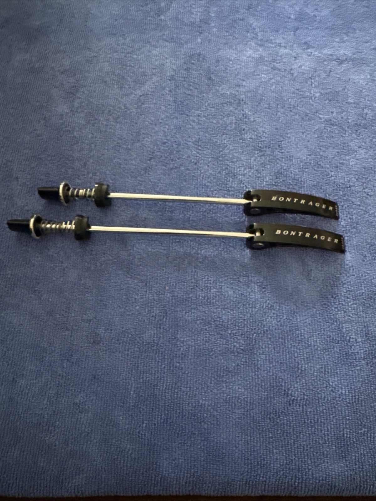 BONTRAGER SKEWERS STAINLESS FRT/RR 100/130/135MM BLACK 108 GRAMS EXCL COND