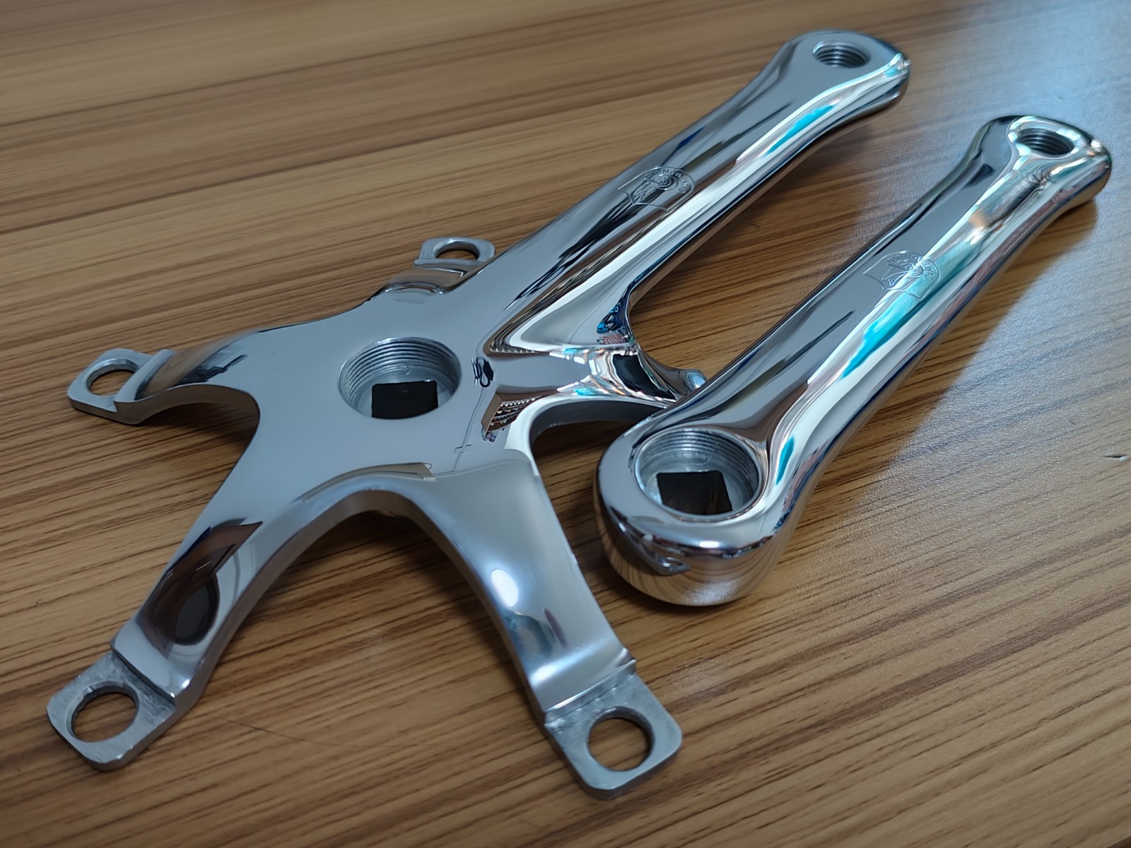 DIY Unbranded PISTA ROAD crankset Polished Engraved 165mm 144BCD