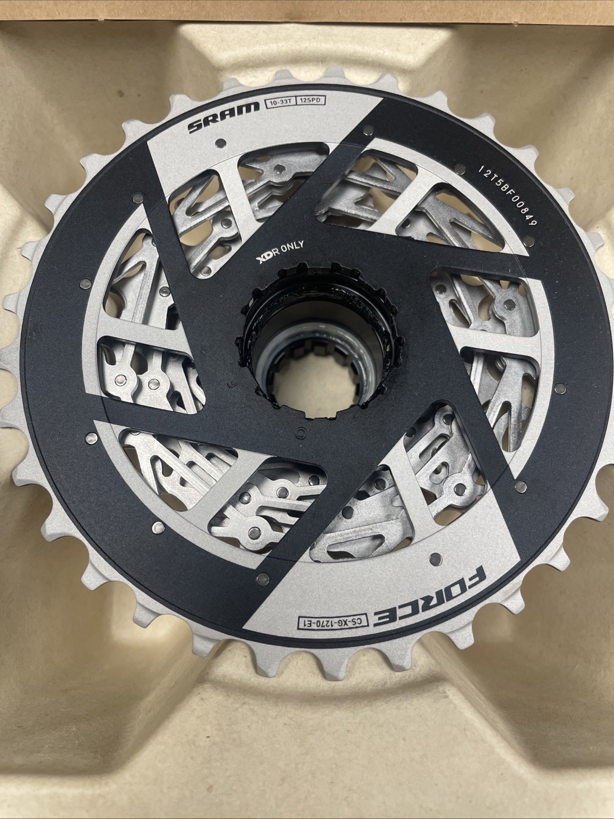 SRAM Force AXS XG-1270 12 Speed 10-33T Cassette