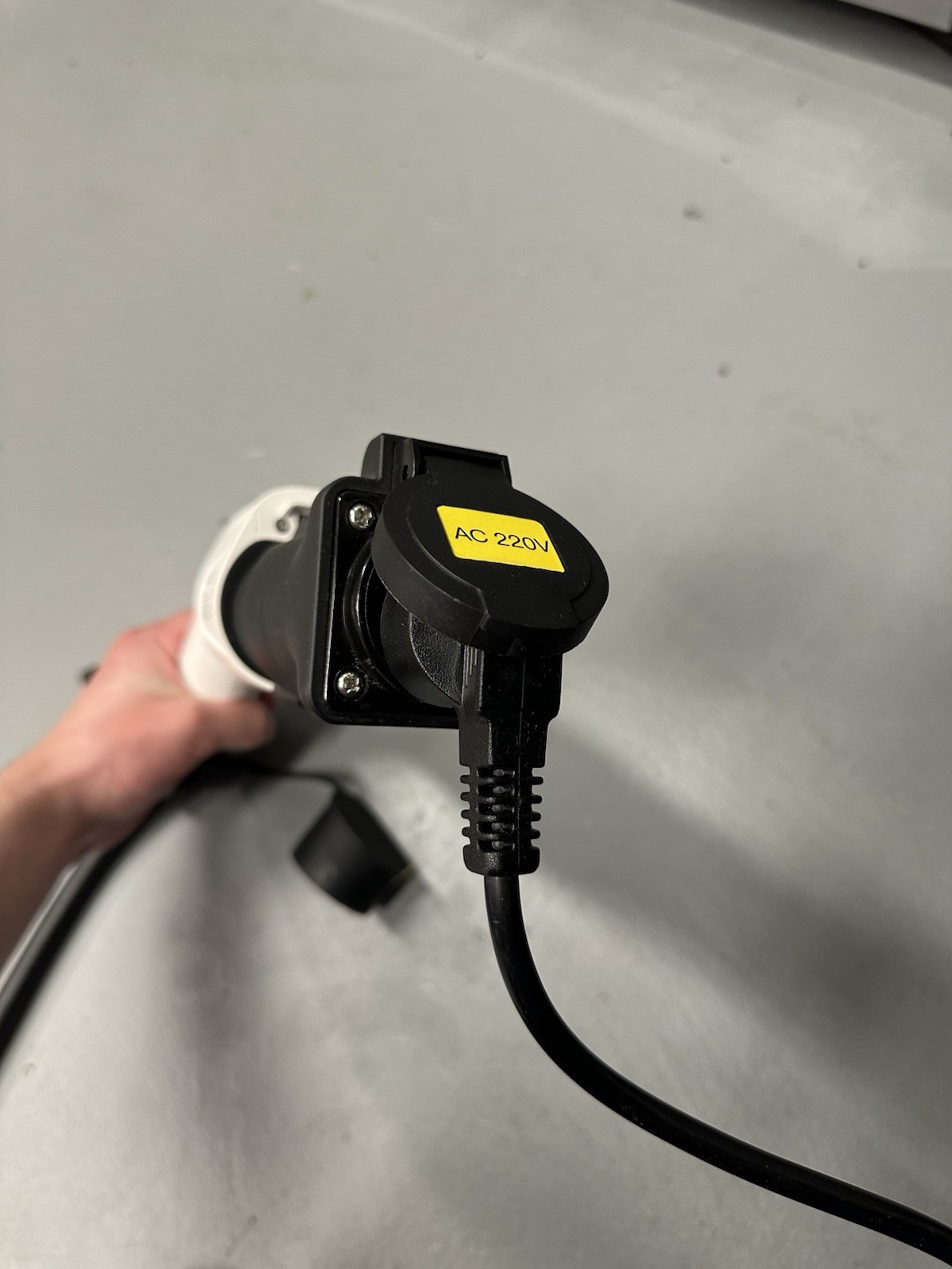 J1772 To 220V World Plug Adapter Ev Charging Station Adapter Surron Talaria