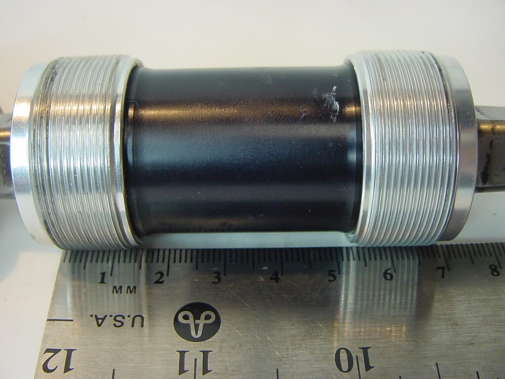 RARE VTG WORLD CLASS TITANIUM BB BOTTOM BRACKET 68/112 WITH TITANIUM CRANK BOLTS