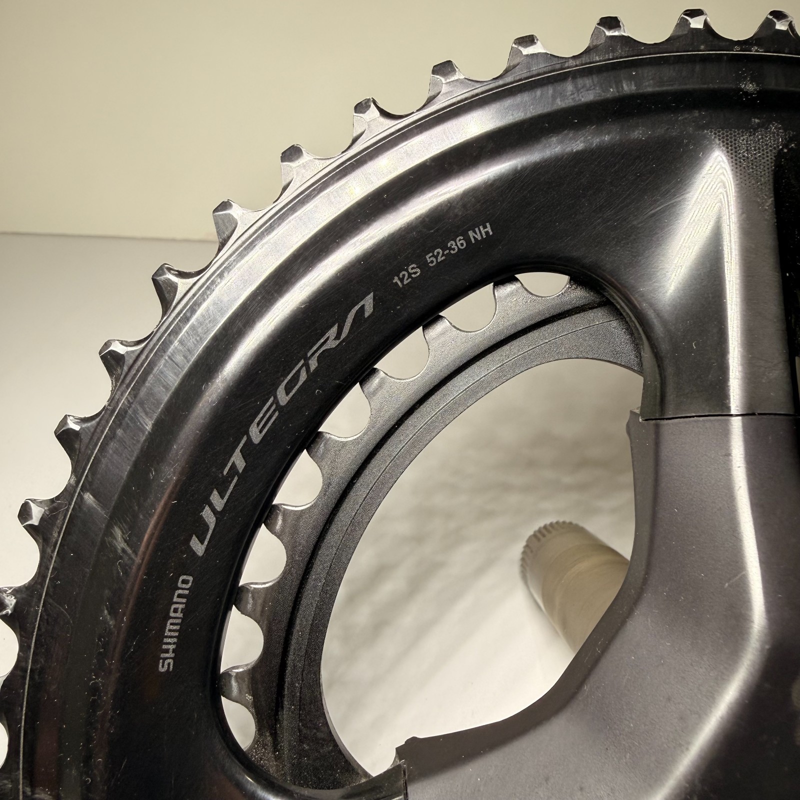 Shimano Ultegra FC-R8100 HOLLOWTECH II 2×12-Speed Crankset with Chainring -…