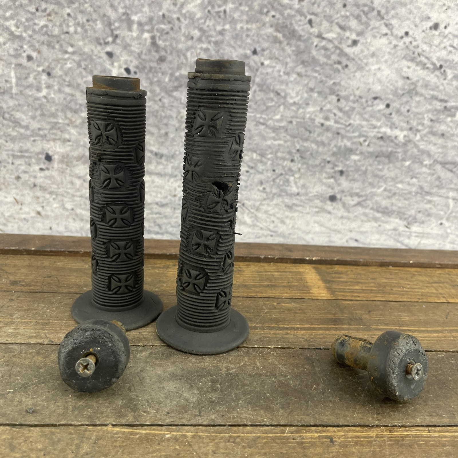 VIntage DK Iron Cross BMX Grips Bar Ends Parts Wear Cuts Mid SChool BMX