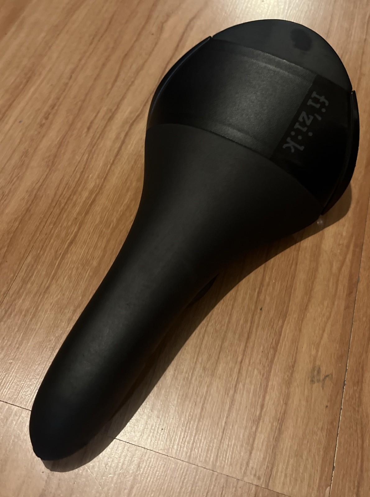 FIZIK Aliante R1 Road Carbon Bike Saddle Black & Carbon Seat Post 27.2