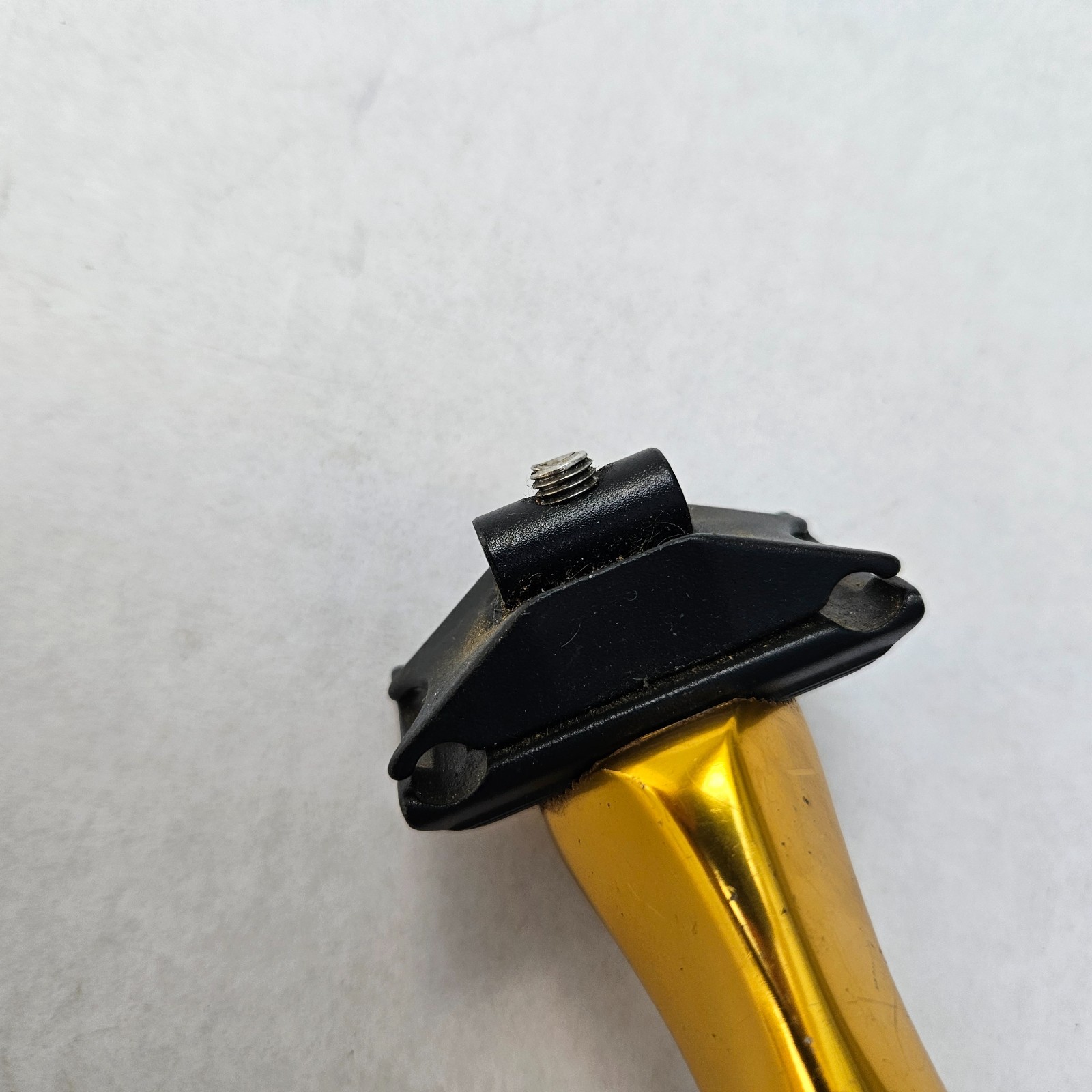 Unknown Golden Seatpost 27.2mm x 300mm 27.2 Road Mountain Bike Aluminum