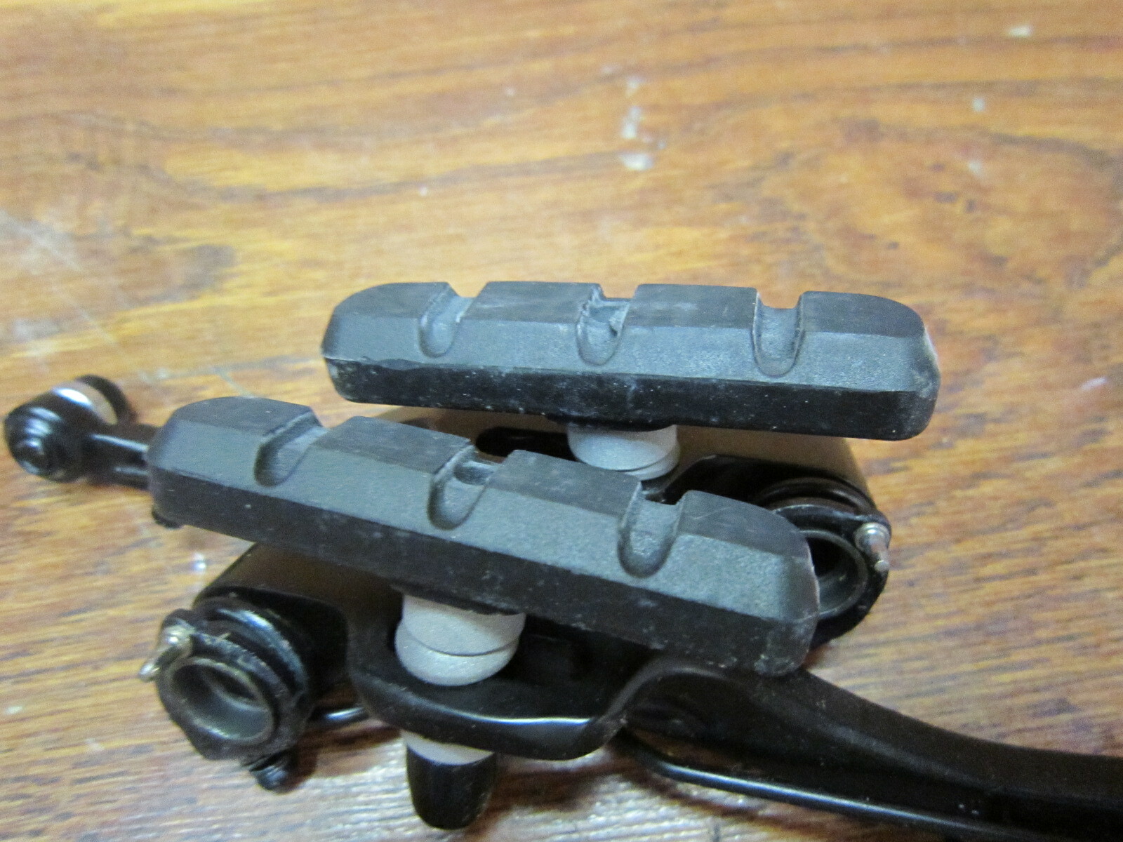 NOS SHIMANO ALIVIO BR-T4000 FRONT V-BRAKE CALIPER LEVERS – BLACK
