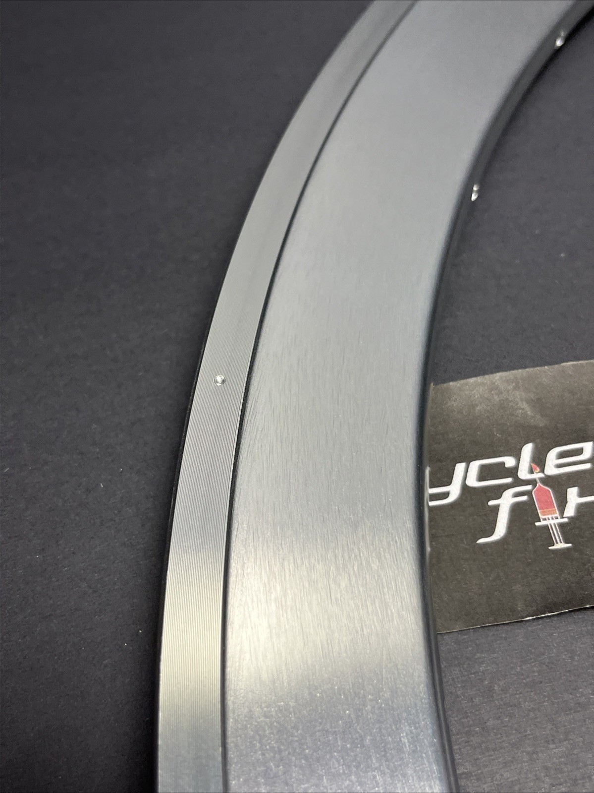 700c Silver 28H Alloy 43mm Deep V Rim Hoop For Road Fixed Hybrid Giant Bike SE