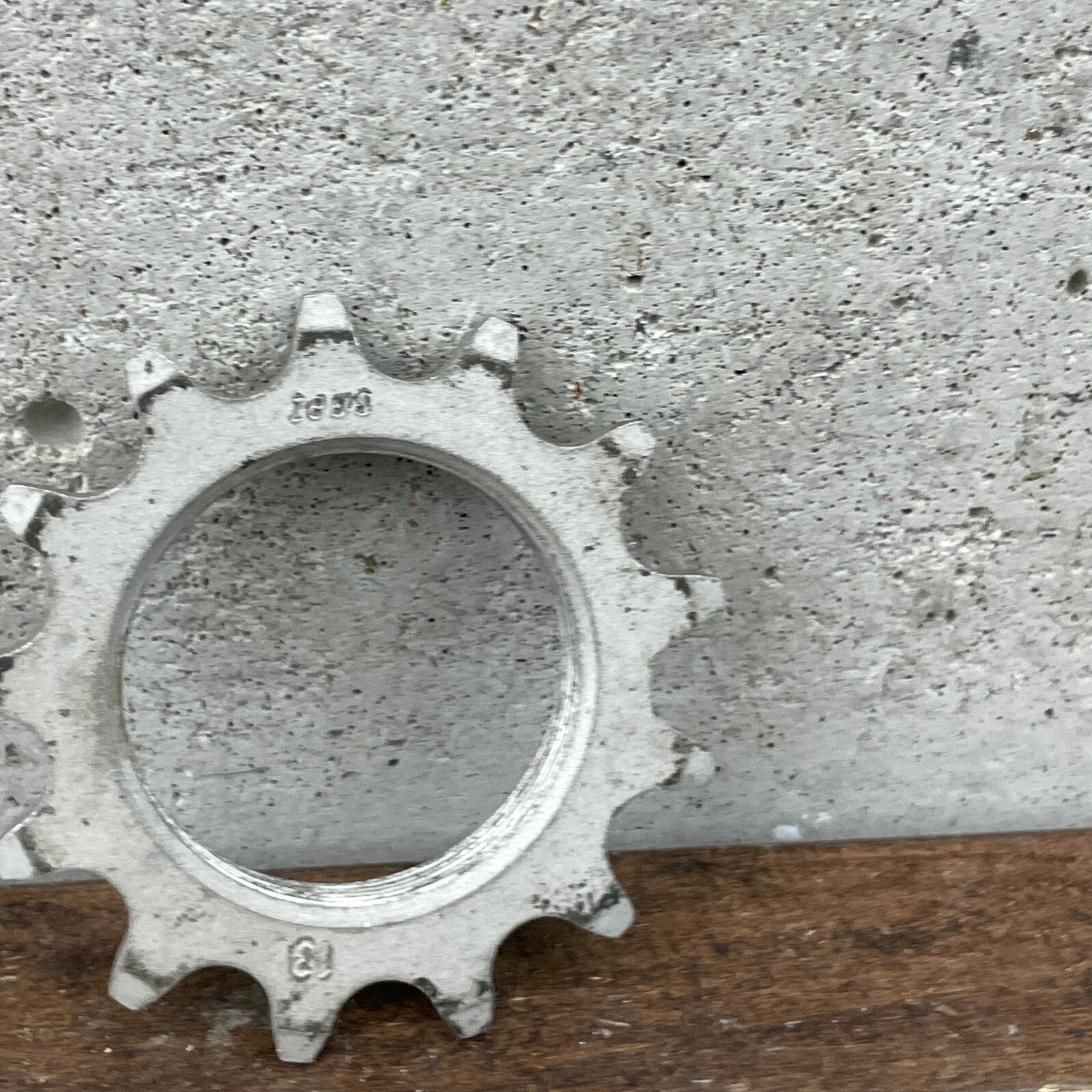 Vintage Track Cog Zeus 13 Tooth Aluminum Alloy Cog English Threaded Fixie 80s