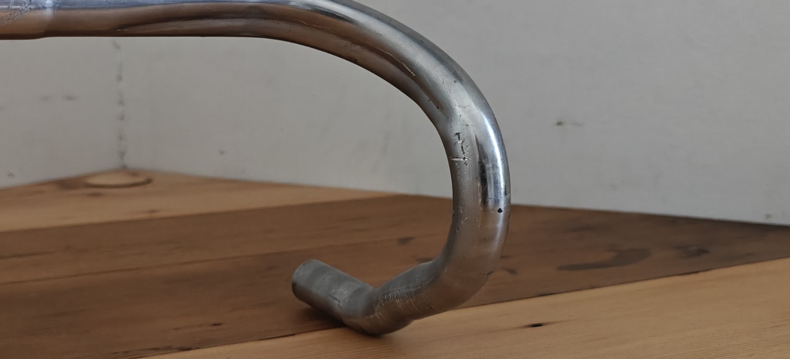 3TTT Prima 220 Anatomic Bend Road Handlebar Gray 26.0mm 42cm Alutan / 3T