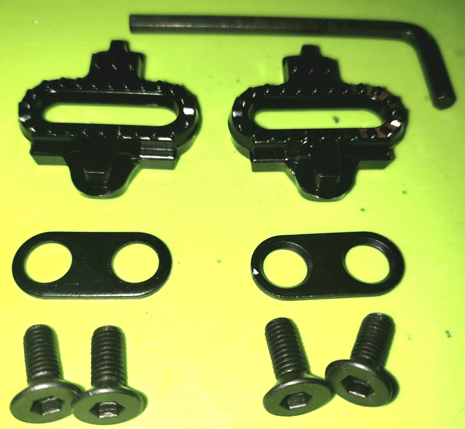 Shimano SPD SM SH51 Pedals Cleat Set Mountain MTB Bike Cleat USA