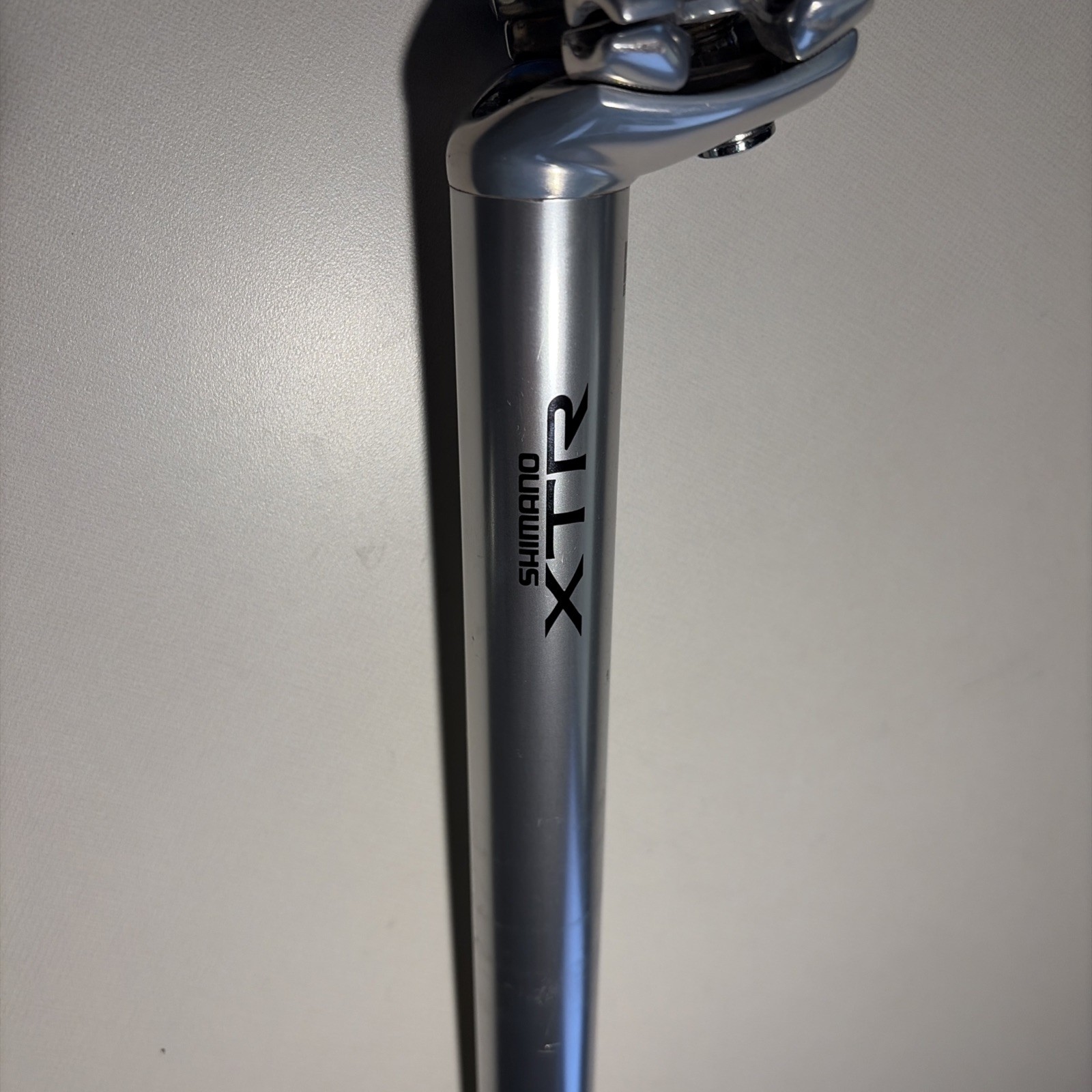 Shimano XTR SP-M910 VGC Seatpost 27.0mm Silver 305mm M910 Easton Vintage Rare