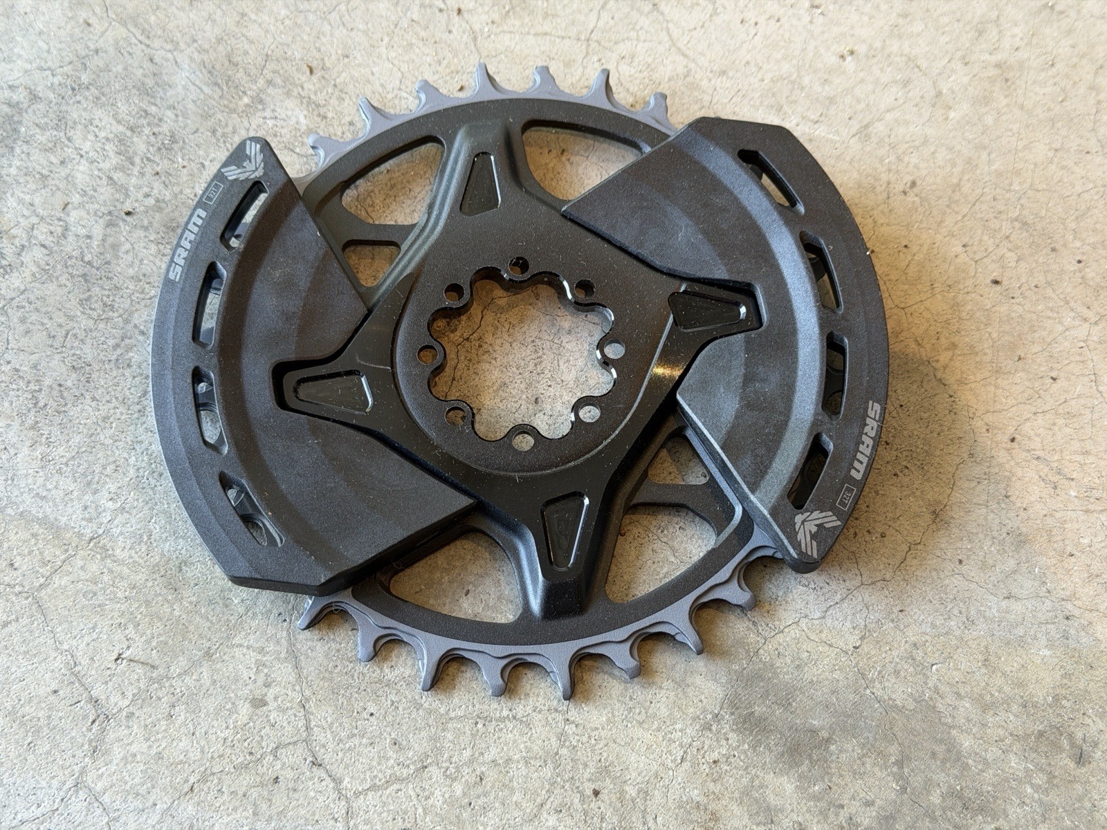 SRAM XO Eagle T-Type Direct Mount Chainring 32t 12-Speed 8-Bolt w/ Bash Guard
