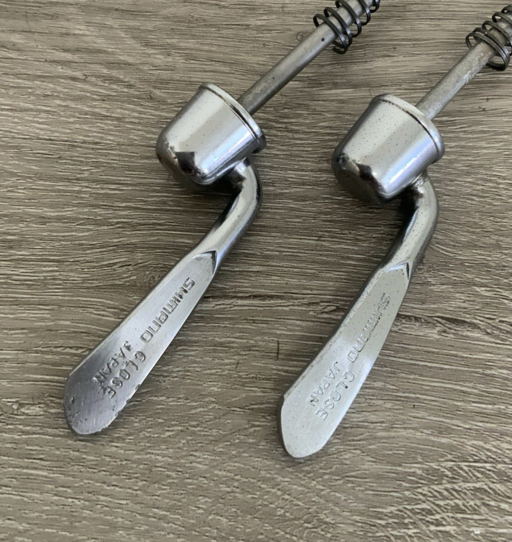 SHIMANO 600 QUICK RELEASE SKEWER SET 100-1256 MM SPACING STEEL MODEL 6207
