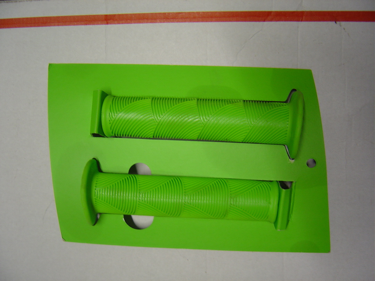 New DK Tsuka Team Green BMX Grips Soft Cruiser Park Street Dirt Jumper 145mm MTB