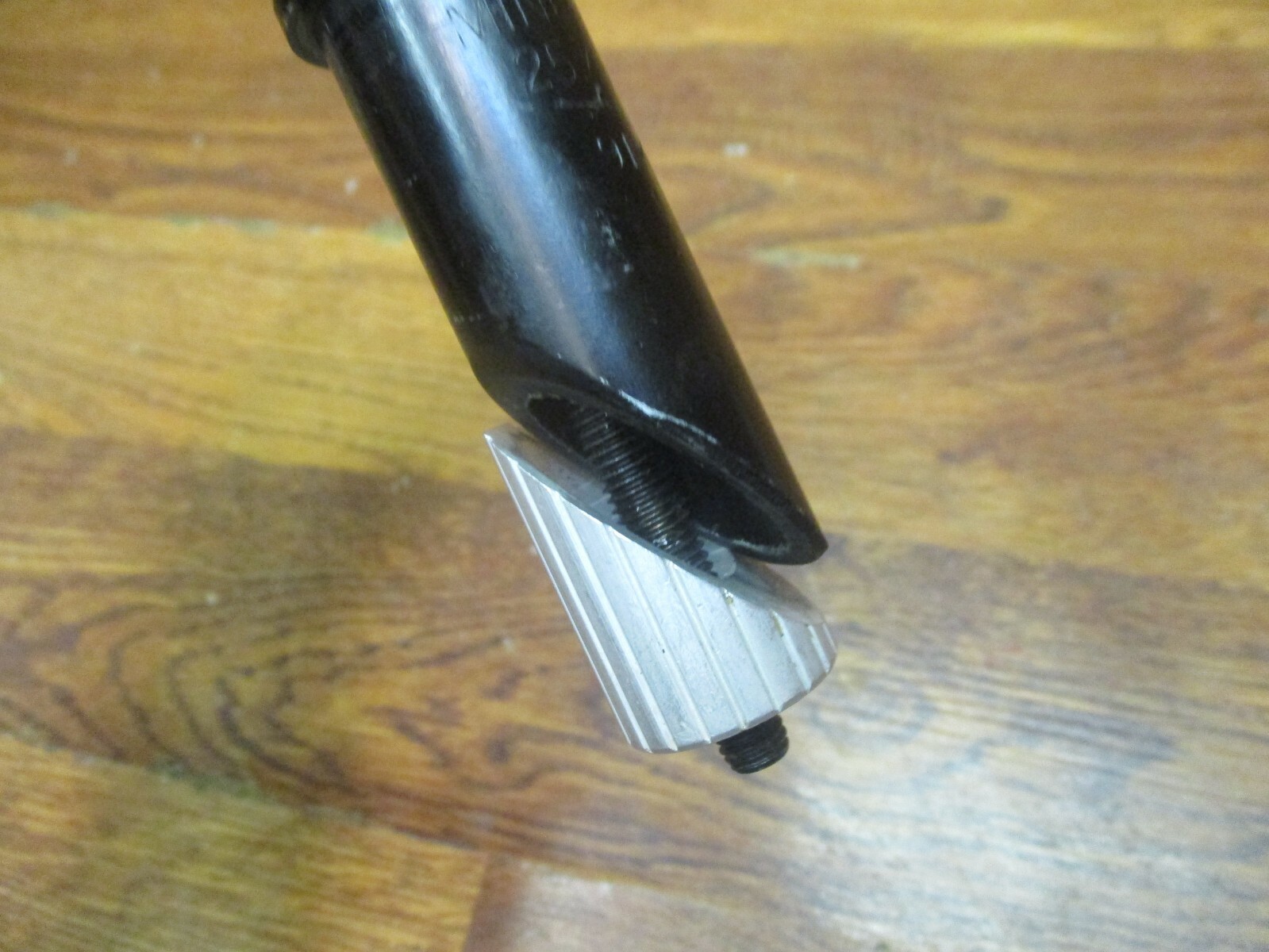 NOS VINTAGE GT 1 1/8″ x 130 x 25.4 STEEL FLIP FLOP QUILL STEM – BLACK