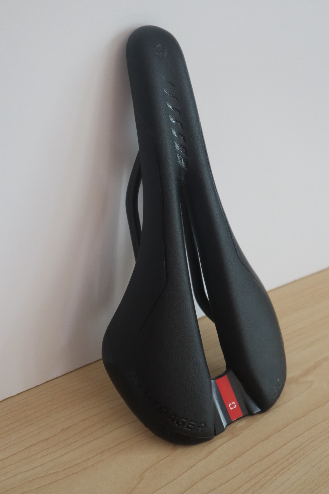 138mm Bontrager Montrose Pro Carbon Rail Road Bike Saddle 169g
