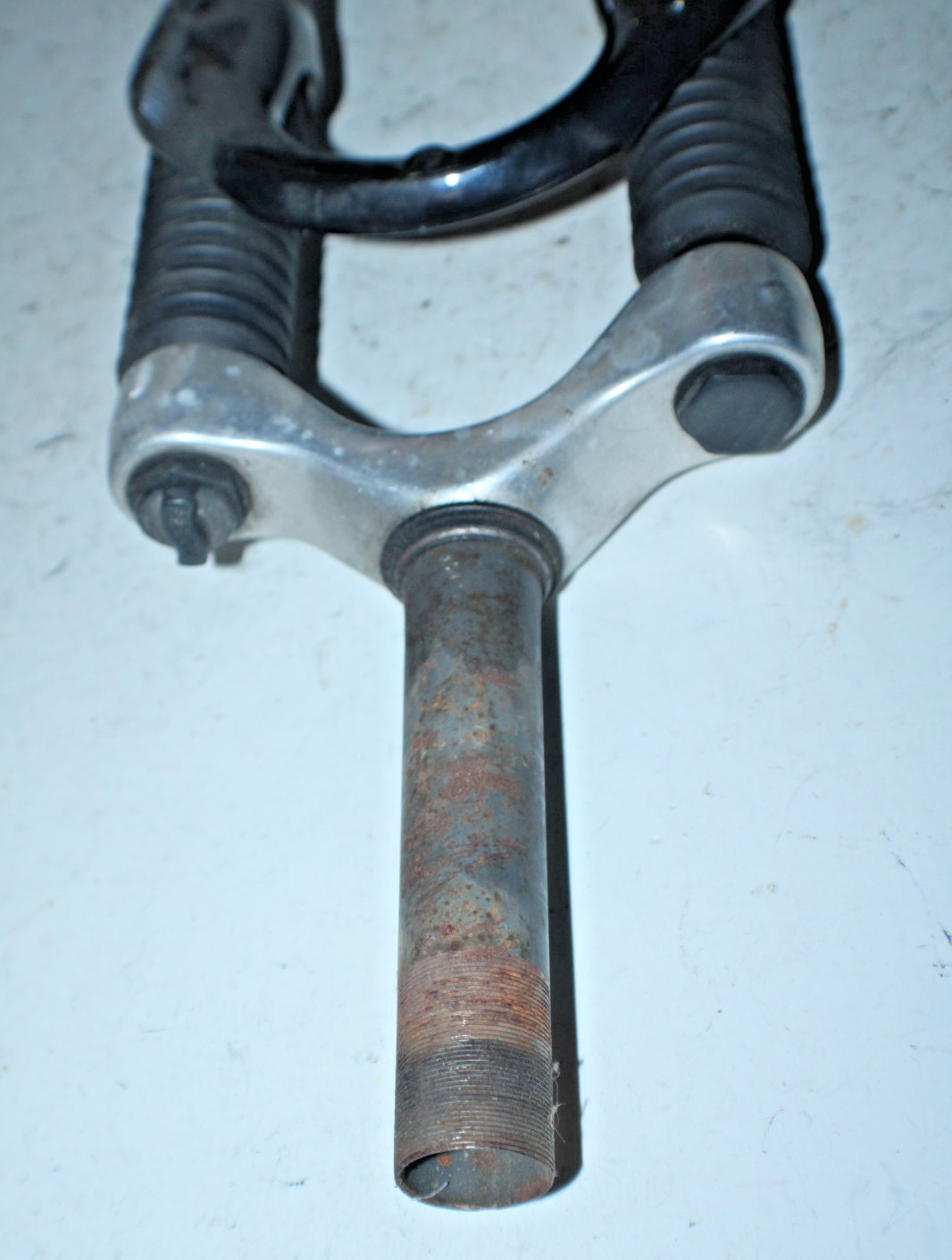 Vintage Rock Shox Judy TT MTB Fork 26″ 1 1/8″ Threaded 145mm Disc Fast Shipper:)