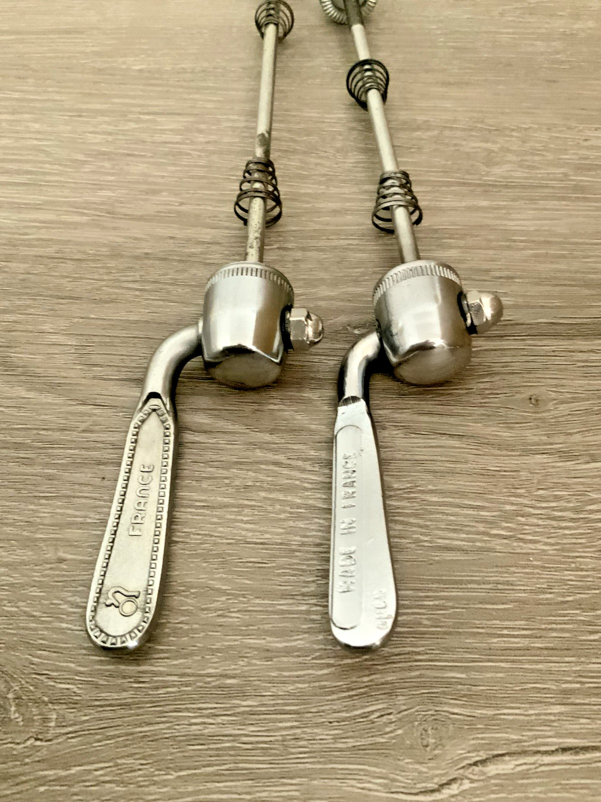 MAILLARD QUICK RELEASE SKEWER SET 100-120/122 MM SPACING STEEL 176 GRAMS