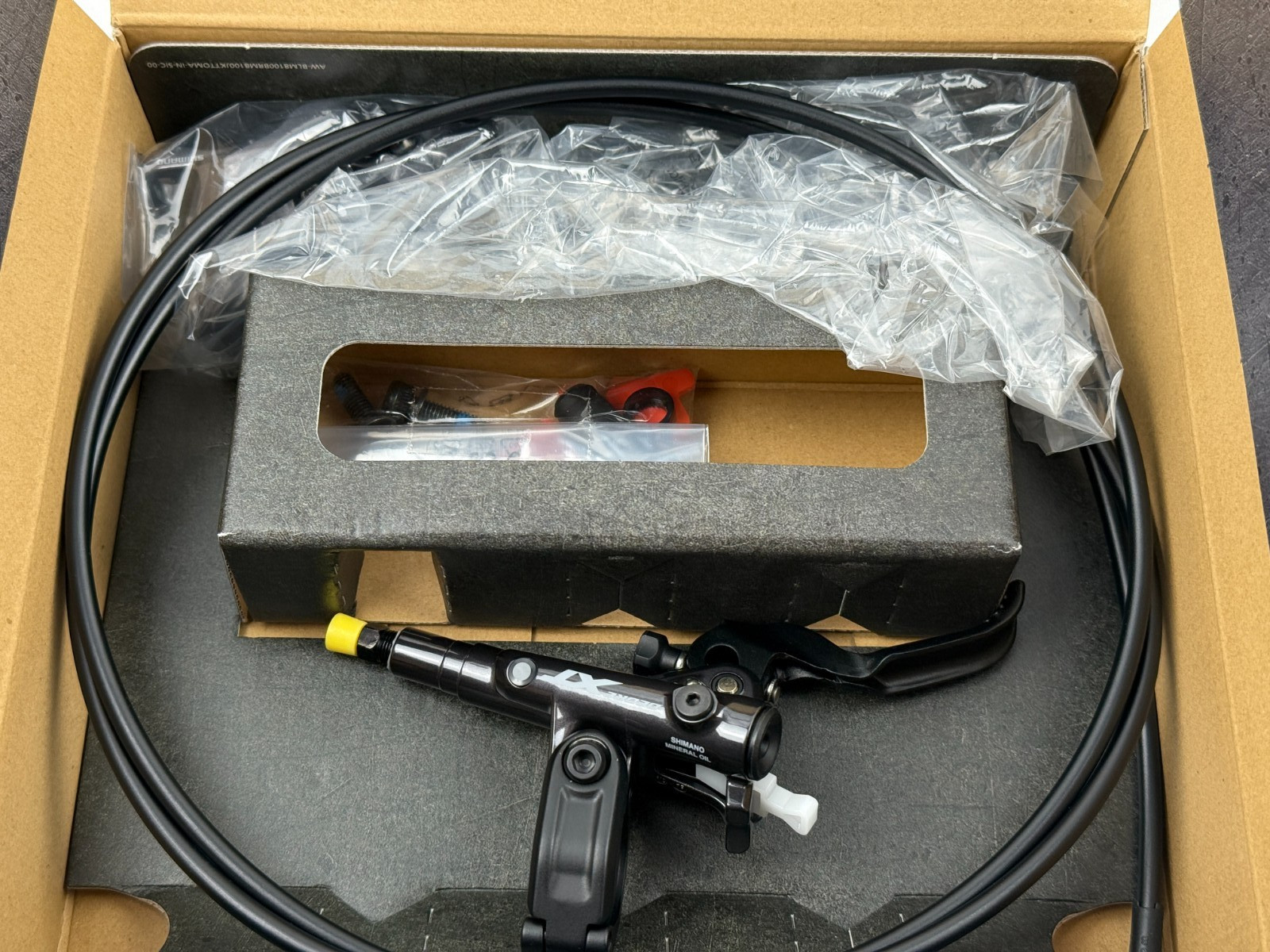 Shimano Deore XT BL-M8100/BR-8100 RIGHT Lever & Caliper 1700mm Hose Line