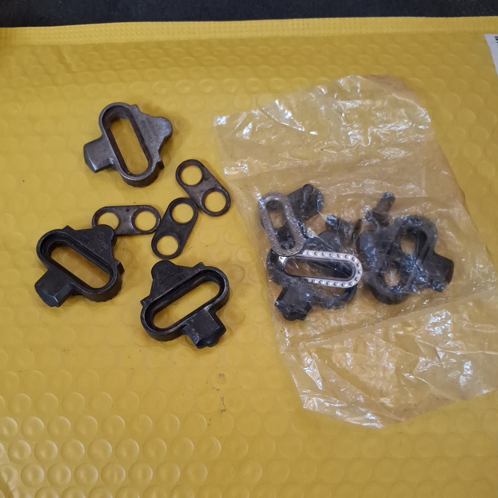 Shimano SM-SH51 SPD Pedal Cleat x5. 4 are new